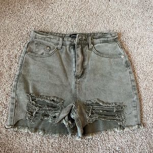 Never Worn BooHoo Rugged Denim Shorts